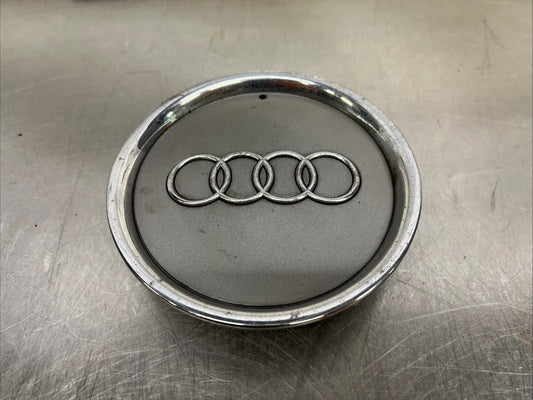 1x GENUINE AUDI A4 A6 4B ALLOY CENTRE CAP / HUB CAP 8L0 601 165A