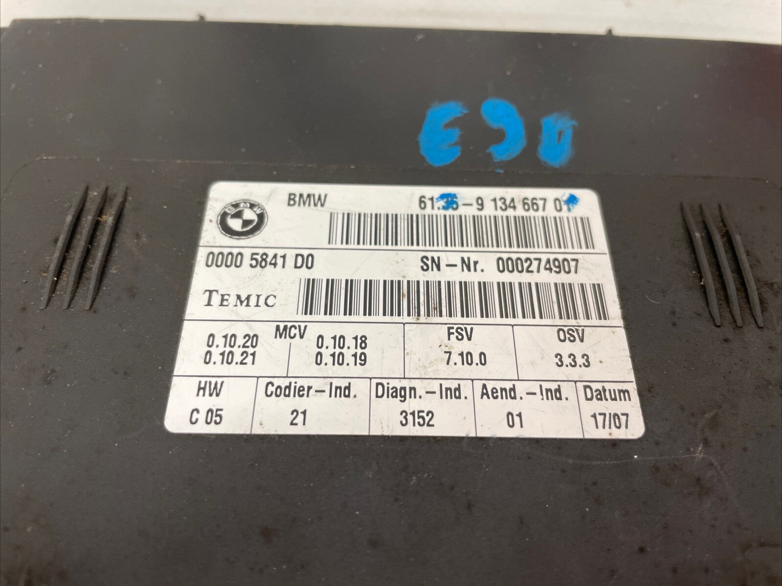  61359134667BMW X5 E70 control unit for rear seat 2.99 diesel 173kw 2008 2131893