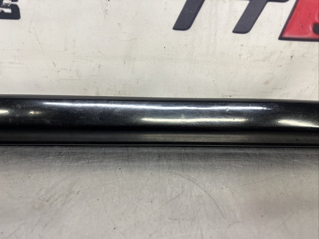 VW GOLF MK3.5 REAR LEFT TRIM MOULDING BLACK 1H3853535 COLOUR CONCERT PAINTED