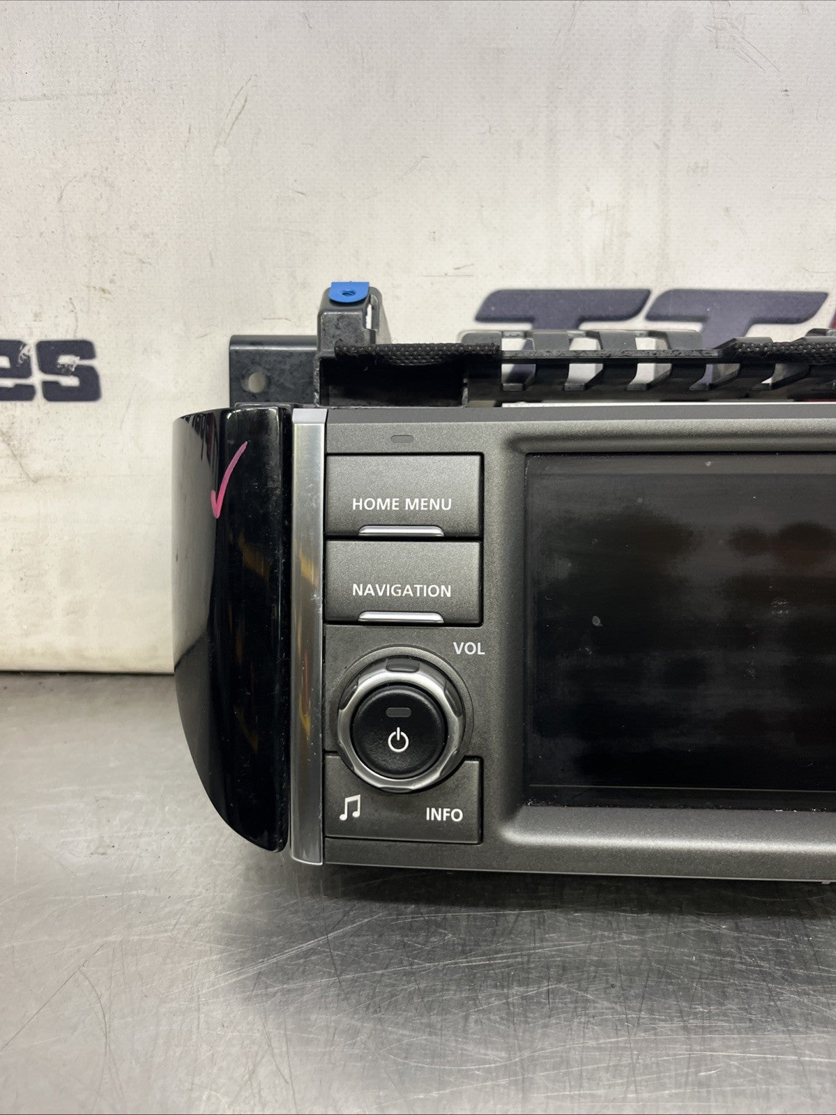 GENUINE 10-13 LAND ROVER VOGUE NAV RADIO CD PLAYER DISPLAY SCREEN BH42-10E887-RC