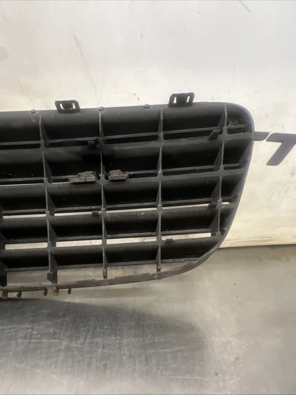 Audi TT MK1 1.8T Front Upper Grill Grille 8N0853653A 2000