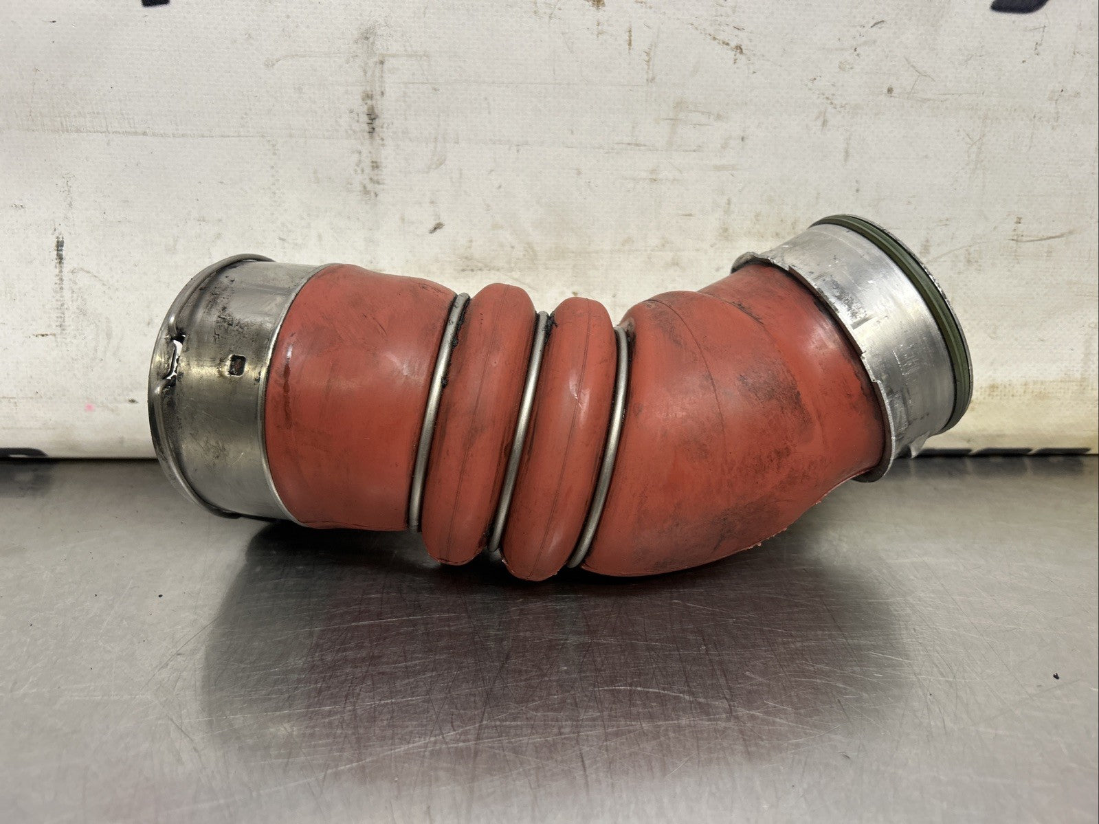 2009 BMW E70 X5 3.0 DIESEL INTERCOOLER AIR CHARGE PIPE GENUINE 7799873