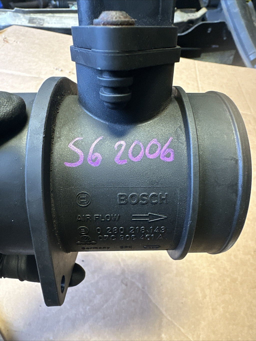 07C906461A Audi S6 C6 5.2 V10 Air Flow Mass Meter Sensor 2006 