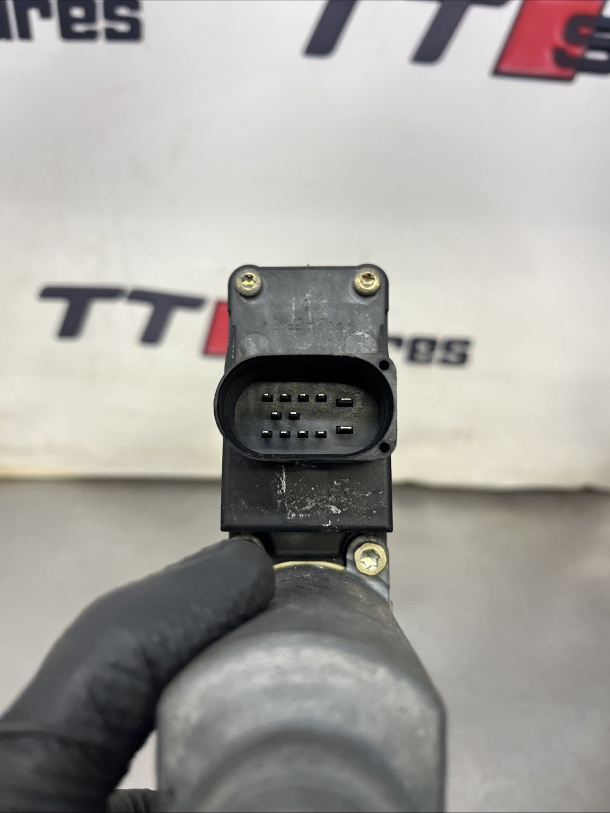 AUDI TT MK1 8N COUPE PASSENGERS SIDE WINDOW MOTOR 8N8959801E