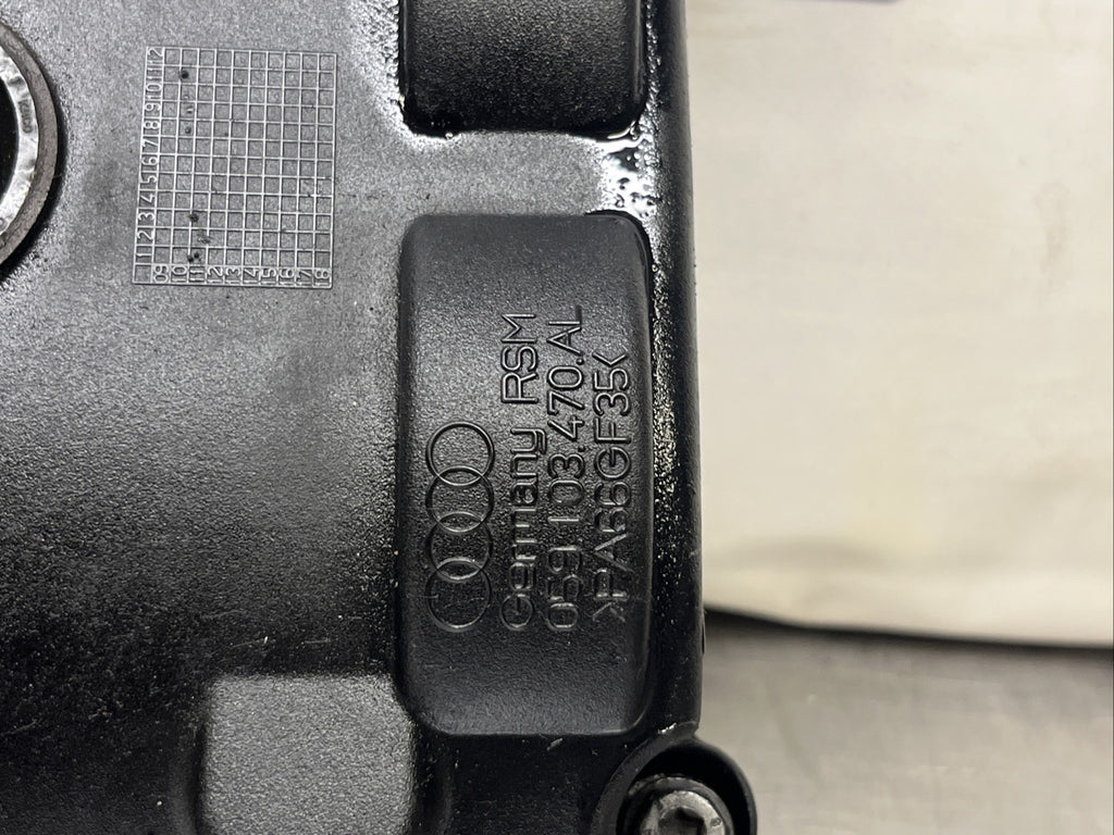 AUDI Q7 ROCKER VALVE COVER 3.0 TDI  / CRCA - CRC DIESEL MK1 4L 2012