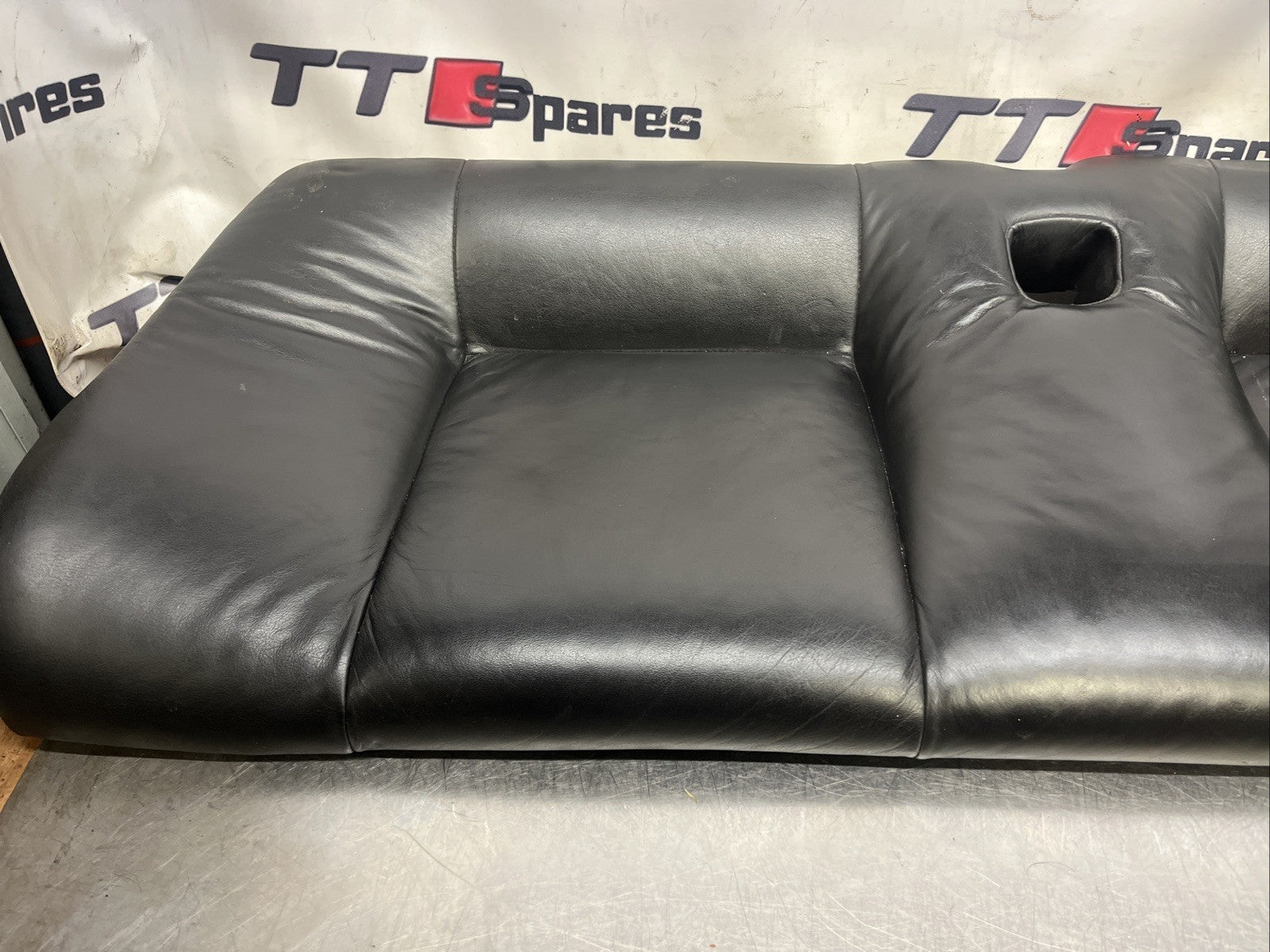 AUDI TT MK1 8N COUPE REAR INTERIOR BLACK LEATHER BACK BENCH SEAT 8N8885031R
