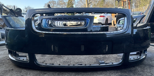 AUDI TT 8N 225 FRONT BUMPER BLACK   NO WASHER JETS / NO GRILLES