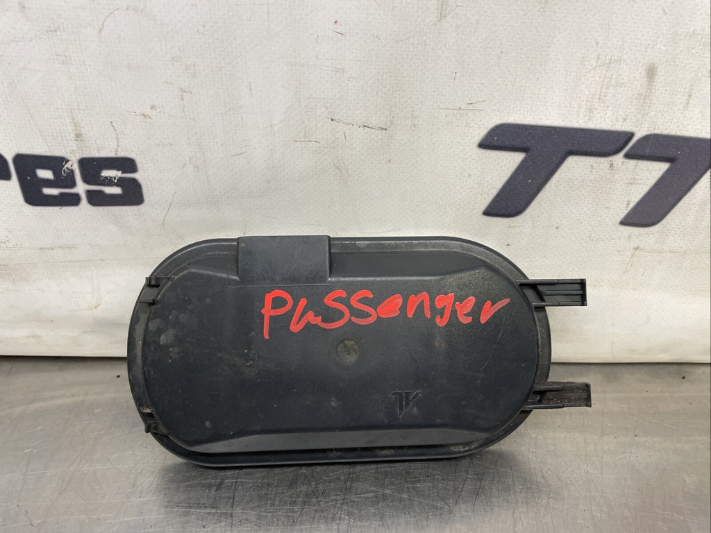 Audi TT MK1 8N 99-06 PASSENGER Headlight Bulb Plastic Dust Cover Cap 8N0941159C