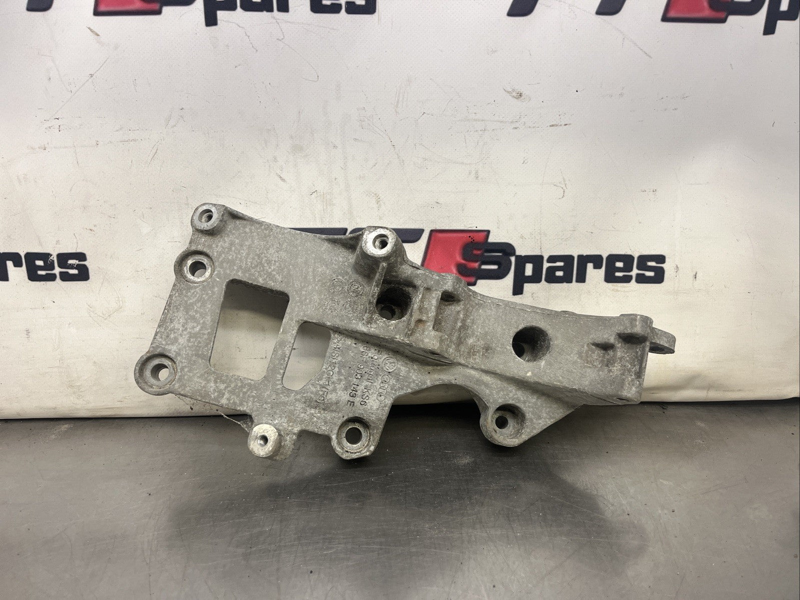 VW GOLF AUDI SEAT SKODA BRACKET 1.6 2.0 AC AIR CON PUMP Alternator 06F903143E