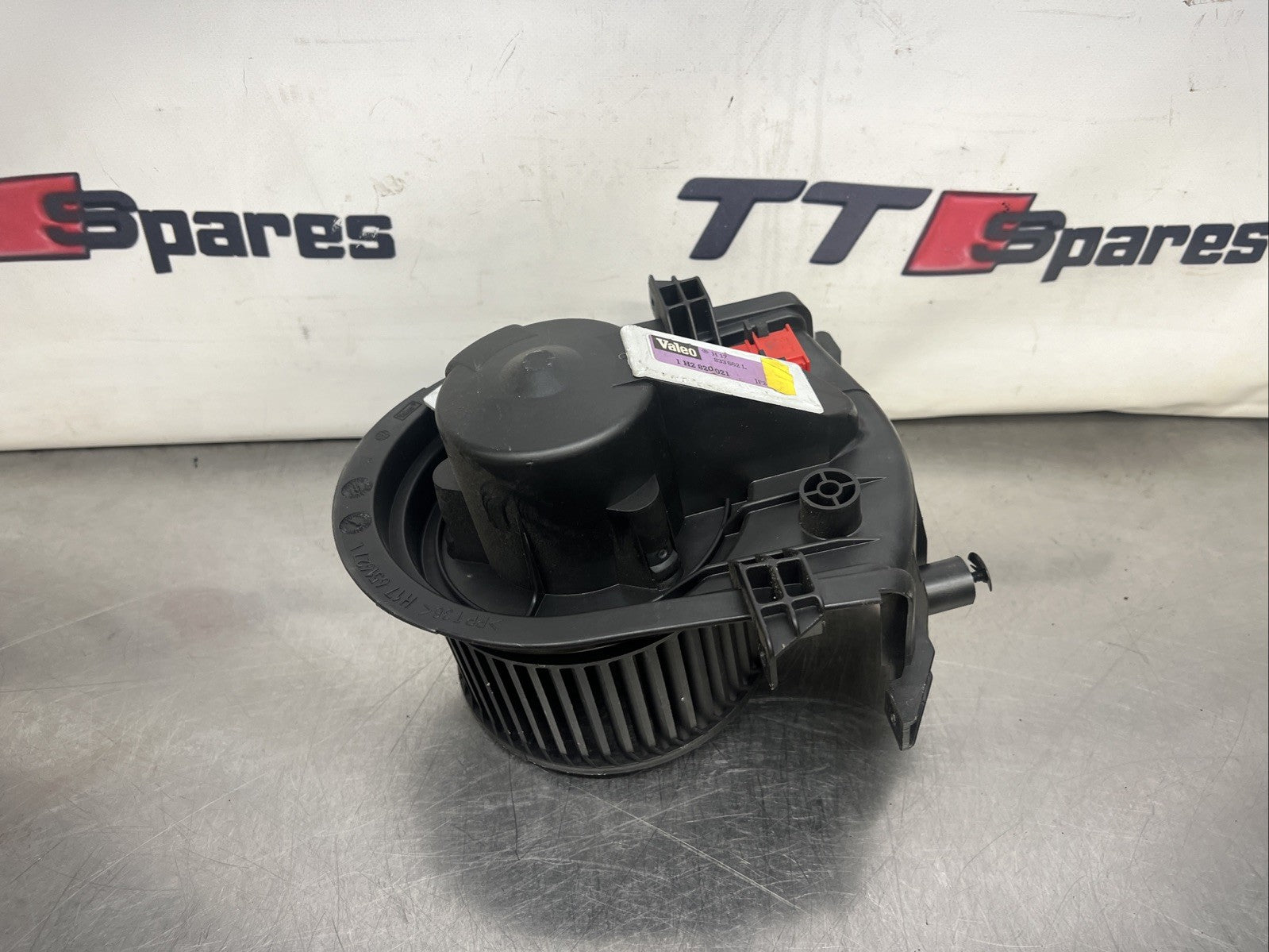 VW GOLF MK3 GENUINE VALEO HEATER BLOWER FAN 1H2820021 AIR CON