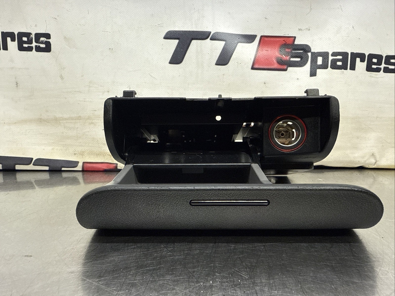 AUDI TT 1999-2006 Mk1 (8N) Black Ashtray Cigarette Lighter 8N0857951A Works A1
