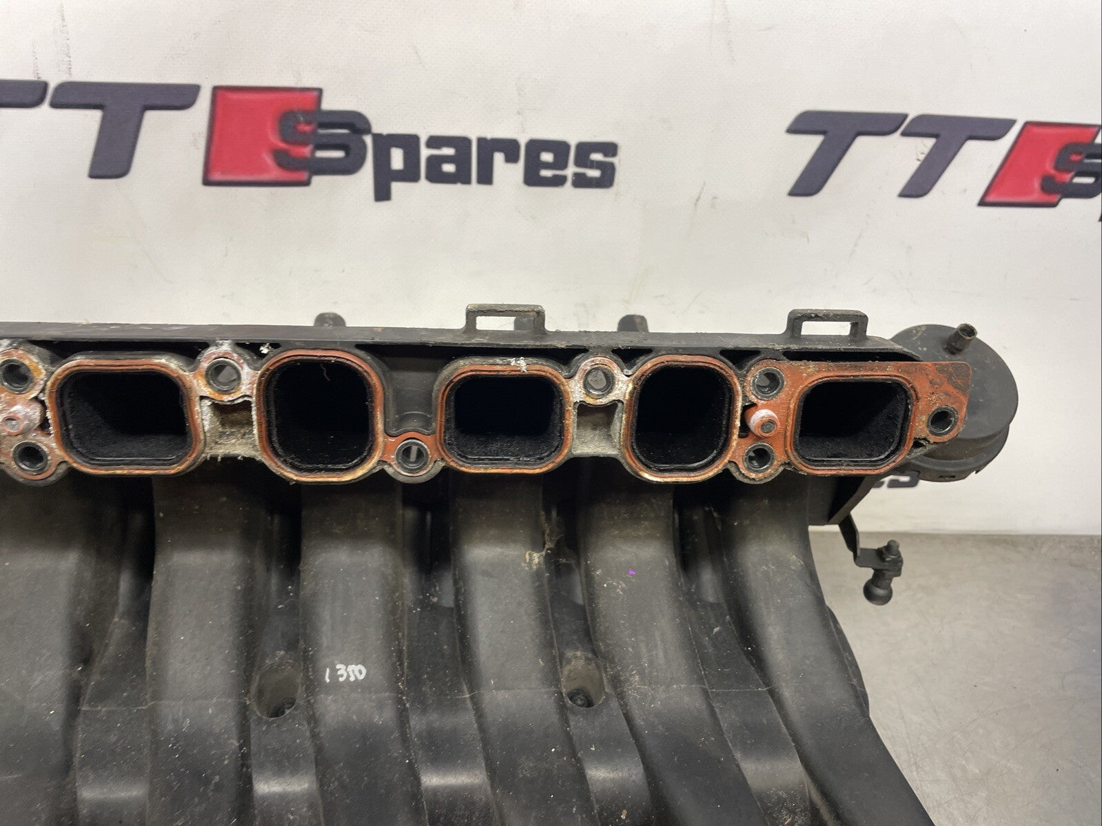 VW Golf MK4 2.8 V6 4motion 24V VR6  Air intake MANIFOLD  022133203B