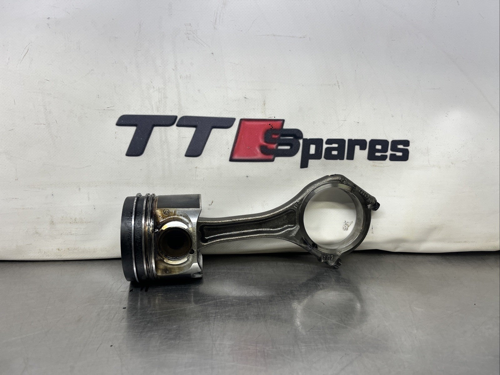 AUDI Q7 PISTON & CON ROD SINGLE X1 3.0 TDI / CRCA - CRC DIESEL MK1 4L 2011