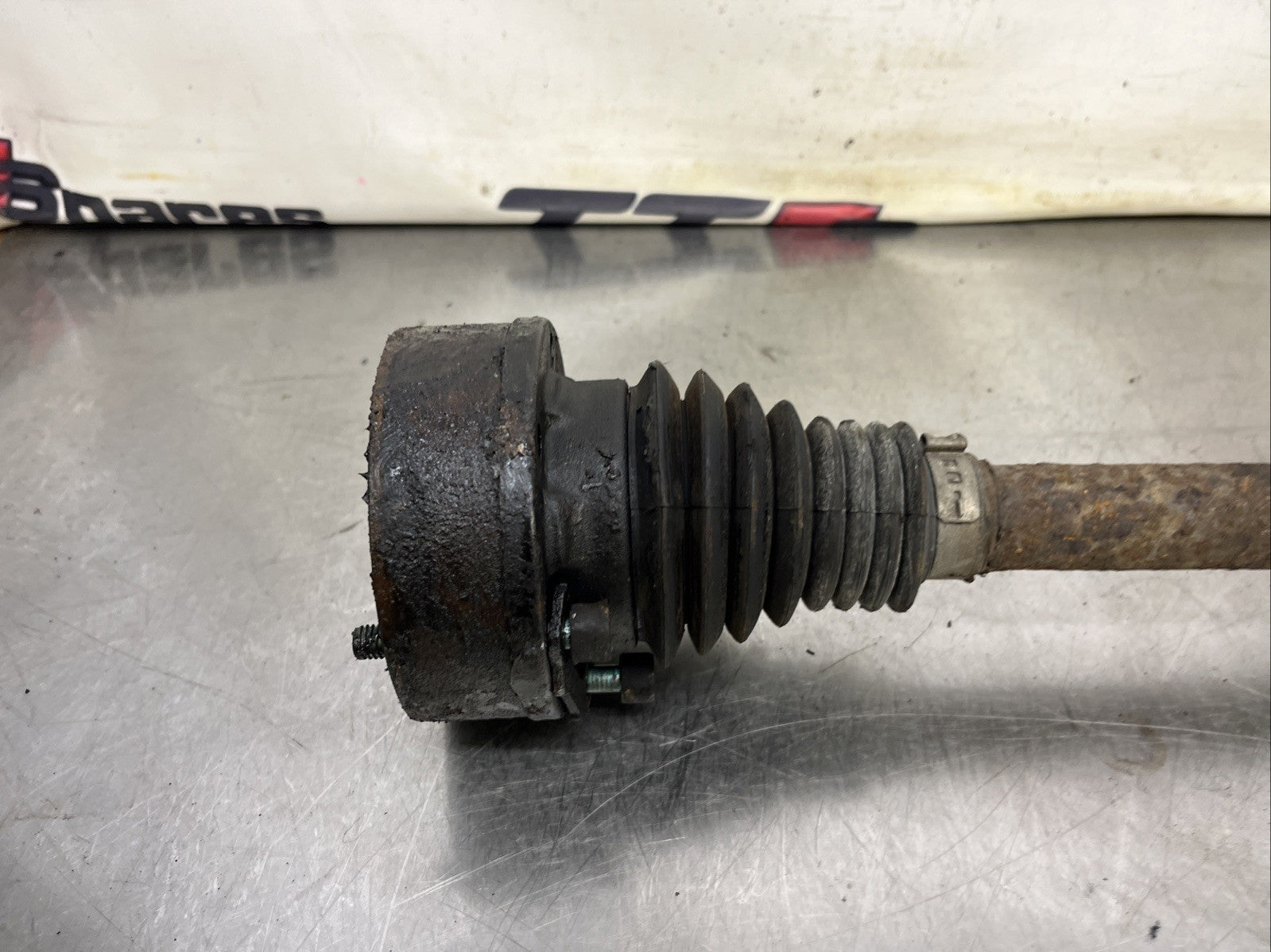 Audi TT 96-06 Mk1 1.8 Petrol Manual O/S Drivers Rear Driveshaft 1J0501203B Shaft