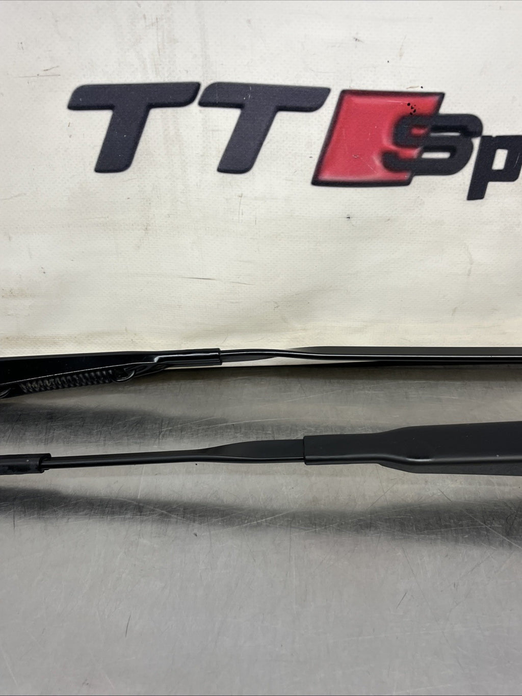 AUDI TT MK1 FRONT WIPER ARMS FACELIFT TYPE (8N QUATTRO 98-06) UPGRADE LATER TYPE