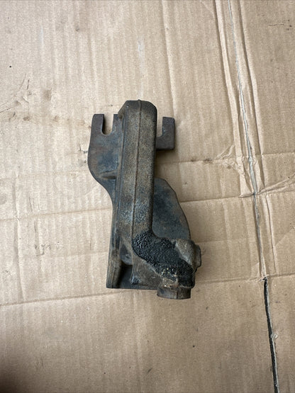 TRAFFIC TRAFFIC VAUXHALL VIVARO 1.6 16V DIESEL R9M LOWER ENGINE MOUT 2016- 7854R