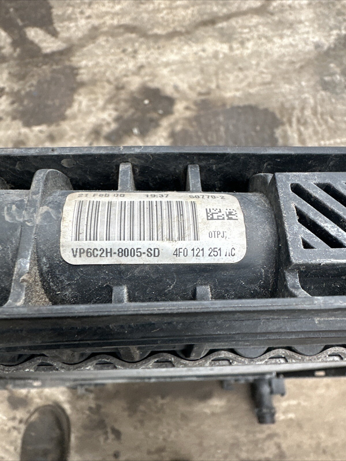  4F0121251AC AUDI S6 A6 C6 2.0 DIESEL COOLANT RADIATOR 2010
