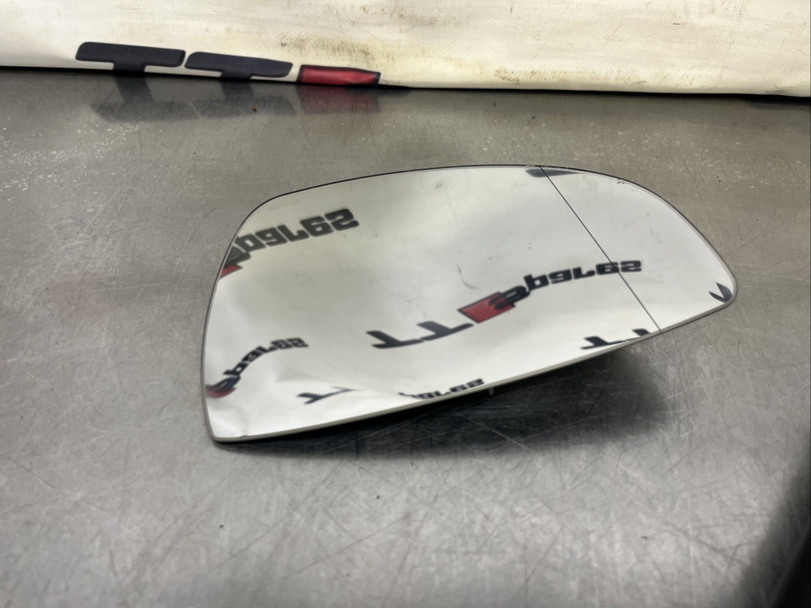 AUDI TT MK2 COUPE DRIVER SIDE WING MIRROR GLASS 8J0857536F 2007-2012