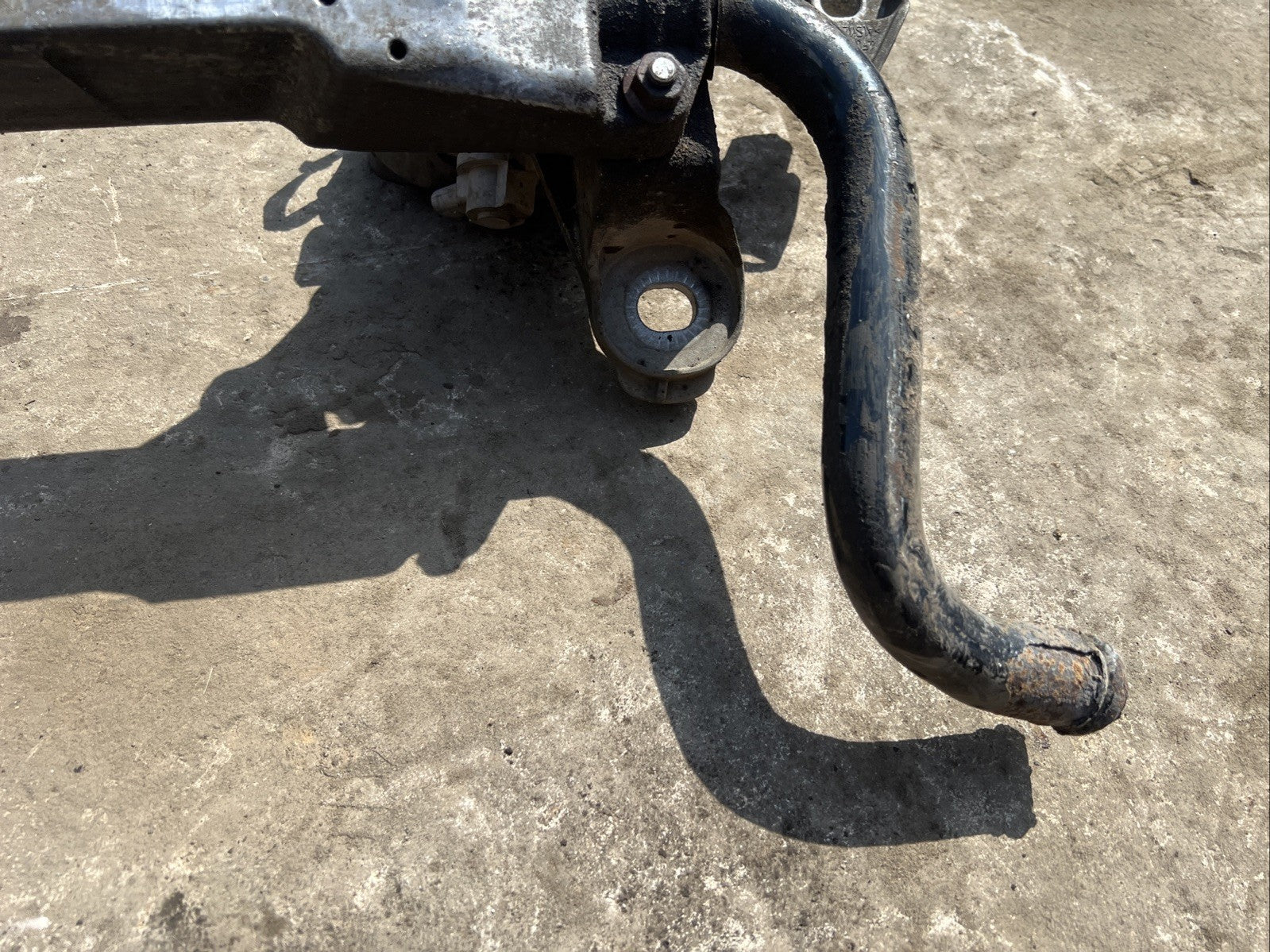 Stabilizer front axle Audi A6 S6 5.2 V10 front axle 4F0199403E