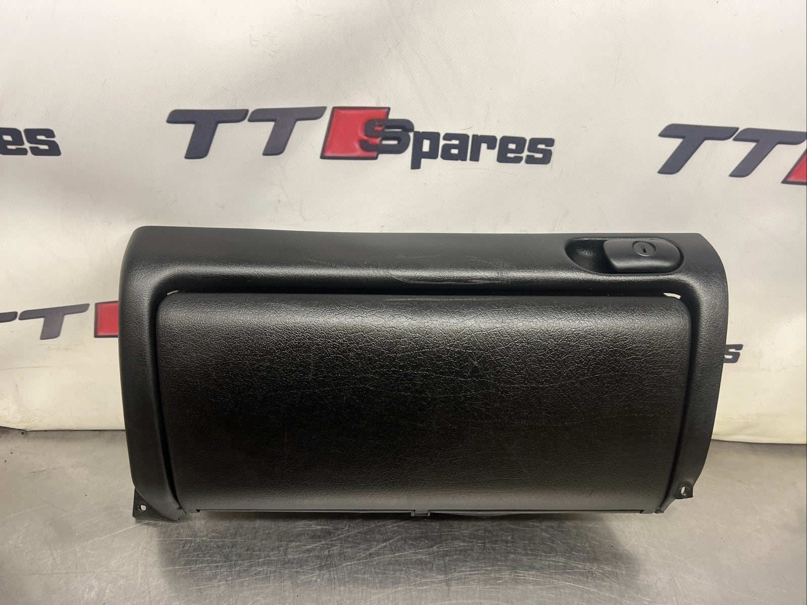 VW Mk3 Mk3.5 Golf Lower Glovebox w/Trim 1E2 857 921