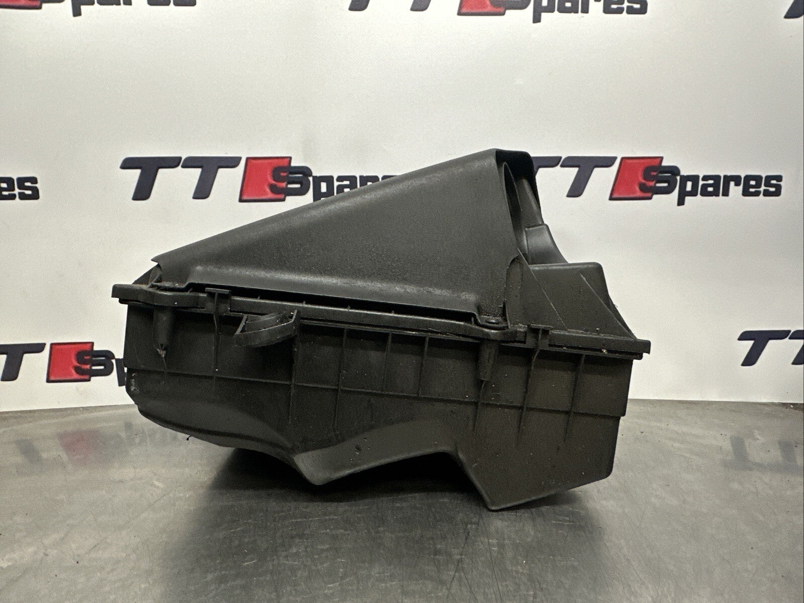 Audi TT 8N S3 8L MK1 1.8T K04 BAM 225Air Filter Housing Airbox 8L9133837E