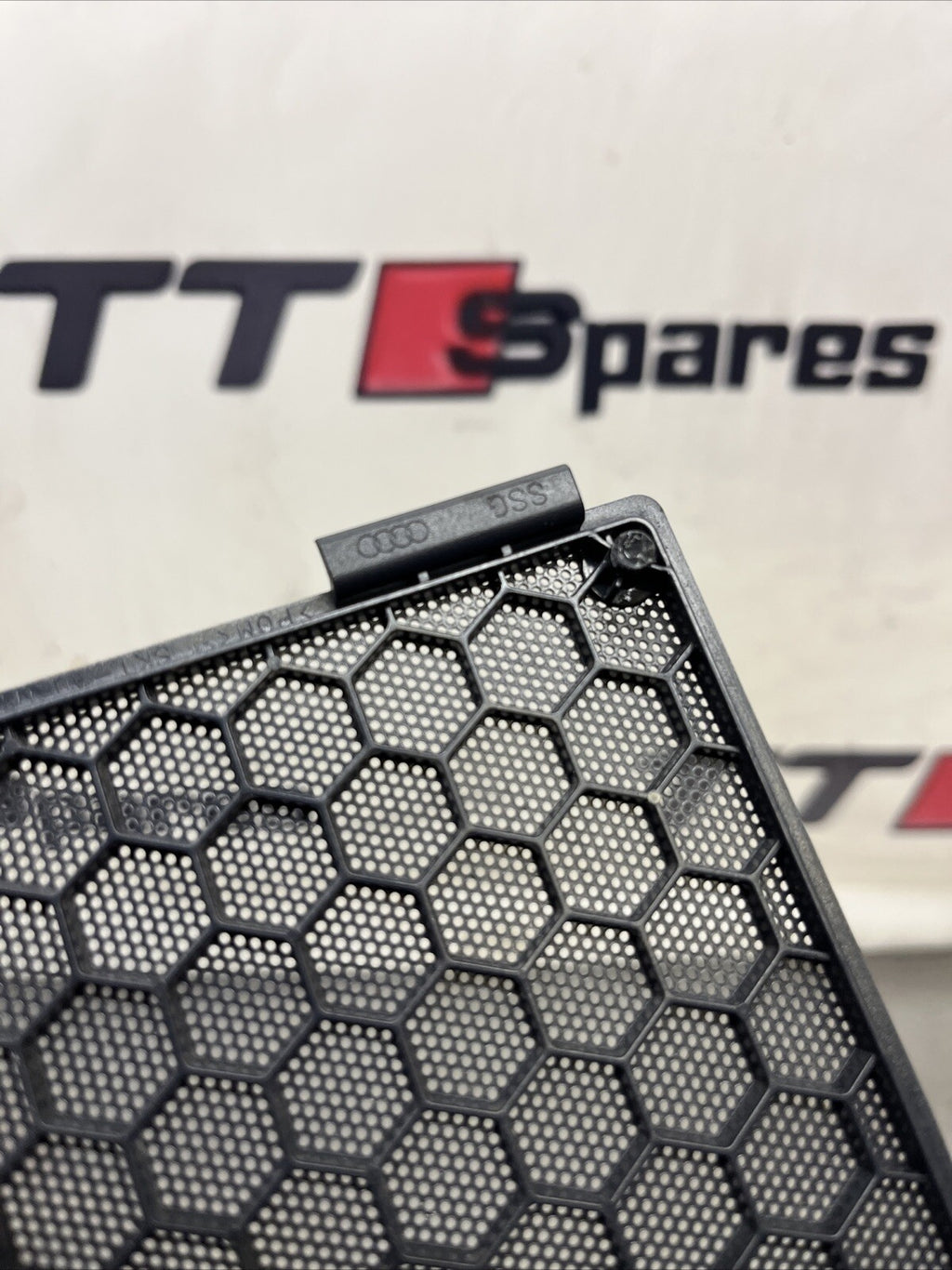 Audi TT 8N MK1 Right Offside O/s Bose Speaker Grill Cover 8N0035420A Blue