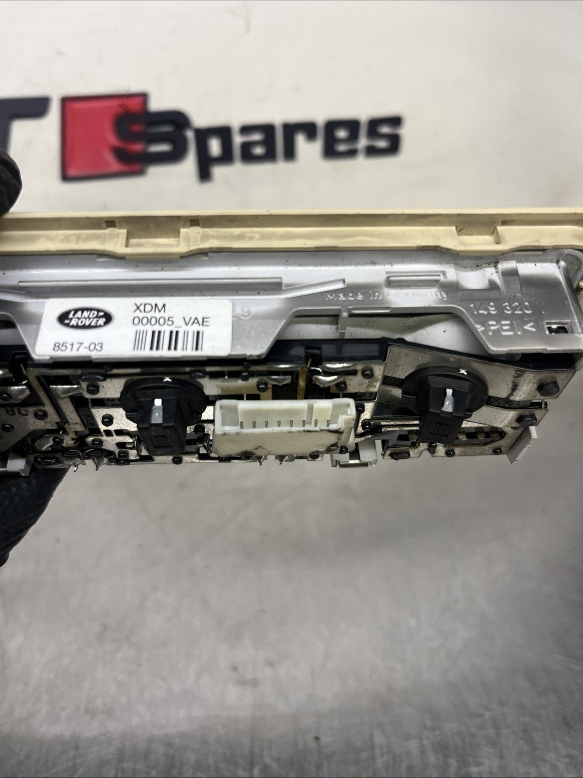 RANGE ROVER VOGUE L322 FRONT ROOF READING COURTESY LIGHT XDM00004NUG
