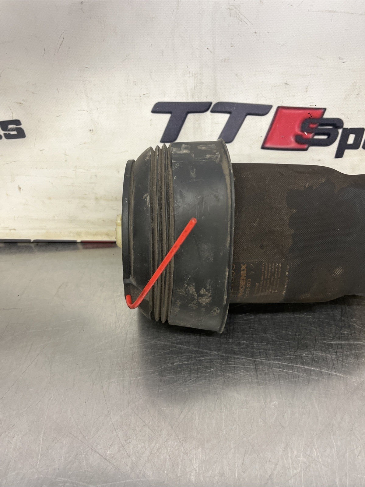 BMW X6 E71 AIR SUSPENSION BAG FITS REAR LEFT OR RIGHT SIDE 40221595 2011