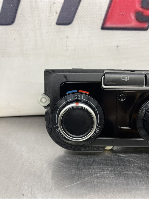 3C8907336ZJU 2010 VOLKSWAGEN GOLF MK6 HEATER CLIMATE CONTROL PANEL
