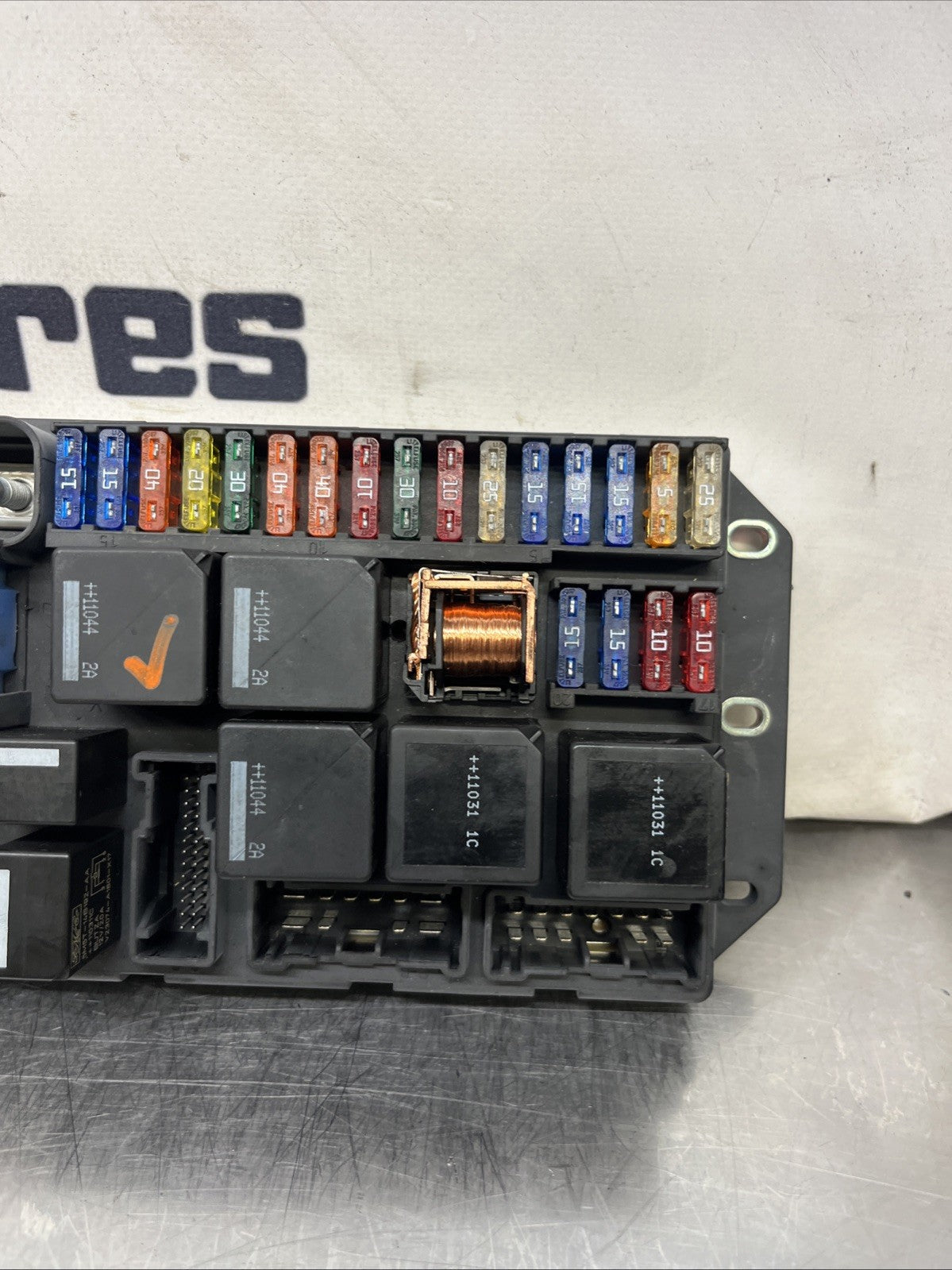 Range Rover Vogue 4.4 TDV8 2012 Fuse Box Module AH42-14A073-AB