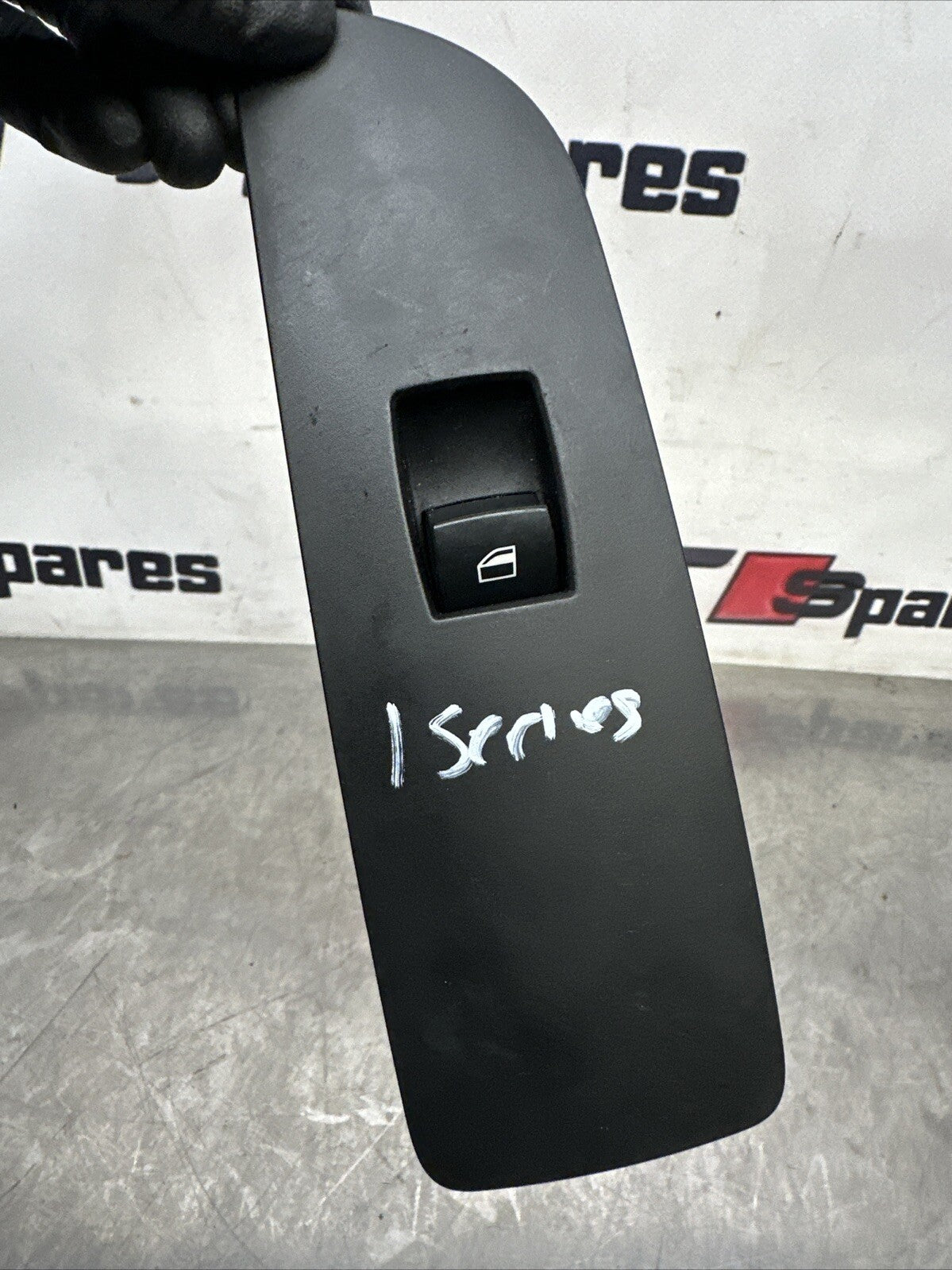 BMW 1 SERIES E81 E82 PASSENGER LEFT WINDOW SWITCH 9163001
