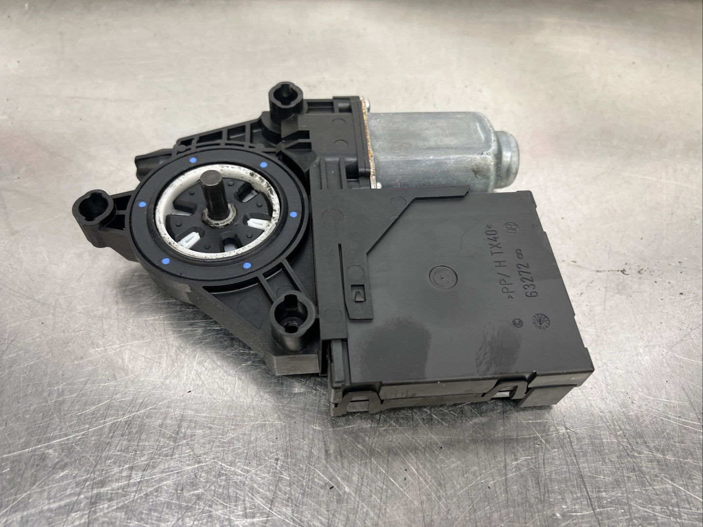 VW Golf MK6 Passengers Side Front Door Window Motor 1K0959701AF ECU 1K0959793Q