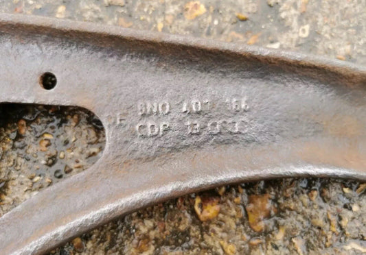 AUDI TT MK1 8N FRONT CAST LOWER ARMS WISHBONES 8N0407165 8NO407166 GENUINE 
