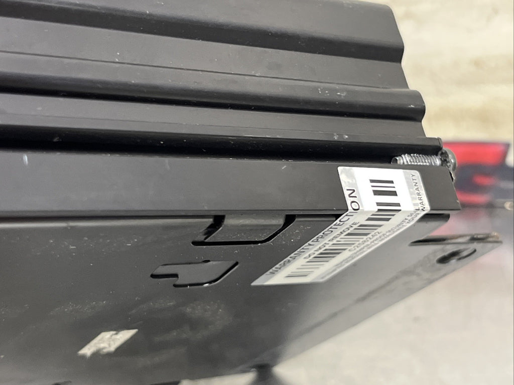 AUDI TT MK1 225 180 V6 150 8N BOSE AMPLIFIER AMP UNIT 8N8035223 Refurbished