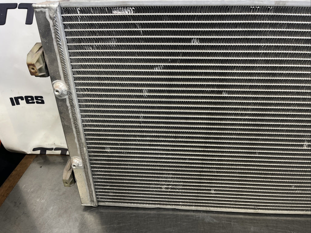 42mm ALUMINIUM ALLOY SPORT RADIATOR RAD FOR AUDI A3 8L S3 TT 1.8T QUATTRO 225BHP