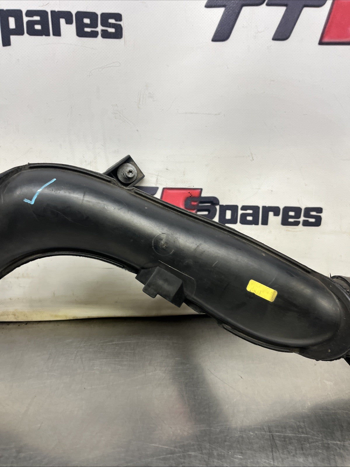 Audi A3 S3 8P 2008 Petrol 118kW intercooler hose pipe 1K0145770N ROC13255