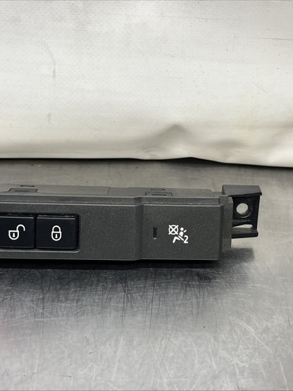 YUL500630WUX GENUINE RANGE ROVER SPORT HAZARD WARNING SWITCH