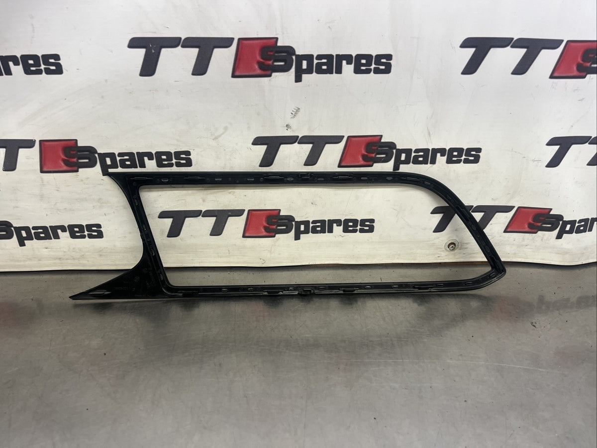 16-19 SEAT LEON FR MK3 5F CENTRE DASHBOARD TRIM BLACK 5F2858061