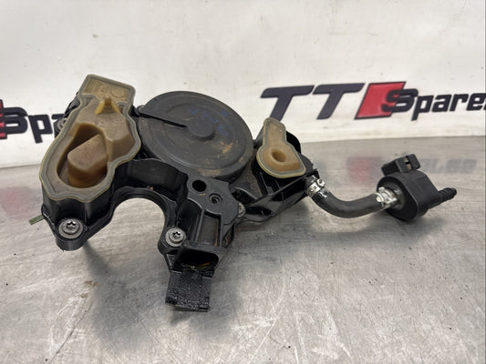 AUDI S3 Vw Golf R 2.0 Petrol CJXC PCV Breather Valve Oil Separator  06K103495AT