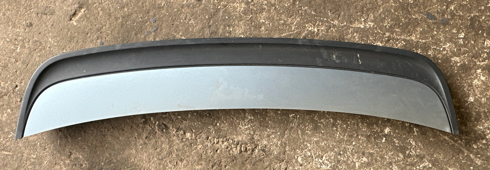 05 GENUINE Audi TT MK1 COUPE 3.2 V6 REAR BOOT SPOILER Glacier Blue