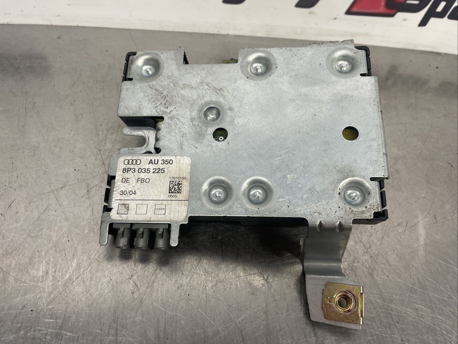 8P3035225 2008 AUDI A3 8P AERIAL ANTENNA AMPLIFIER 