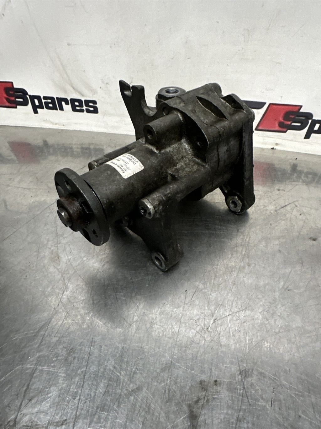 BMW X5 X6 POWER STEERING PUMP 678100902 / LH2114244