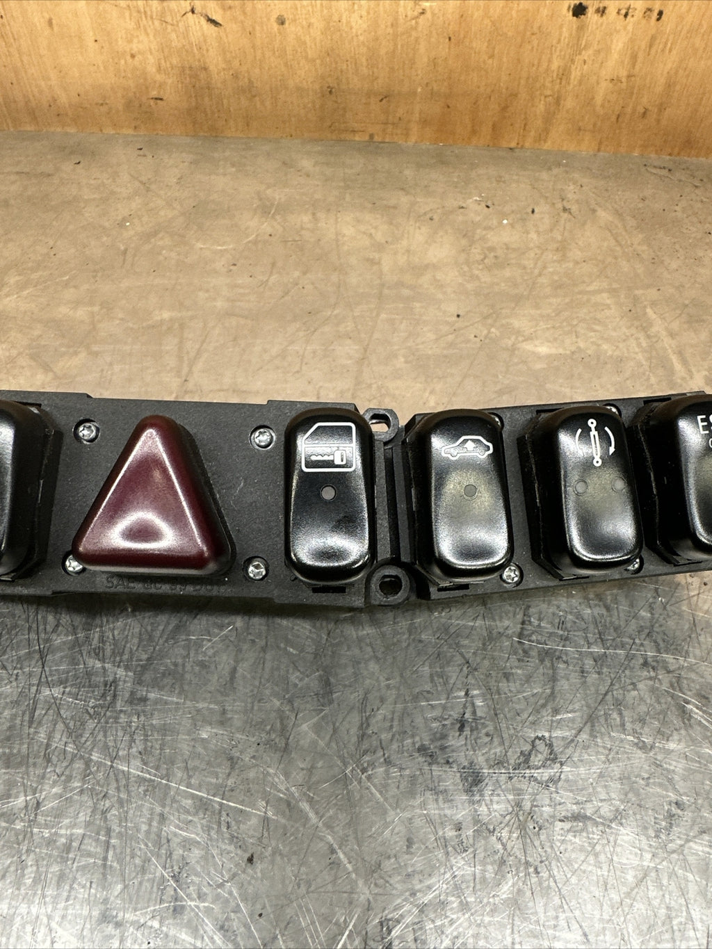 MERCEDES BENZ S-CLASS W220 DASH CENTER CONSOLE HAZARD SWITCH PANEL 2208214458 
