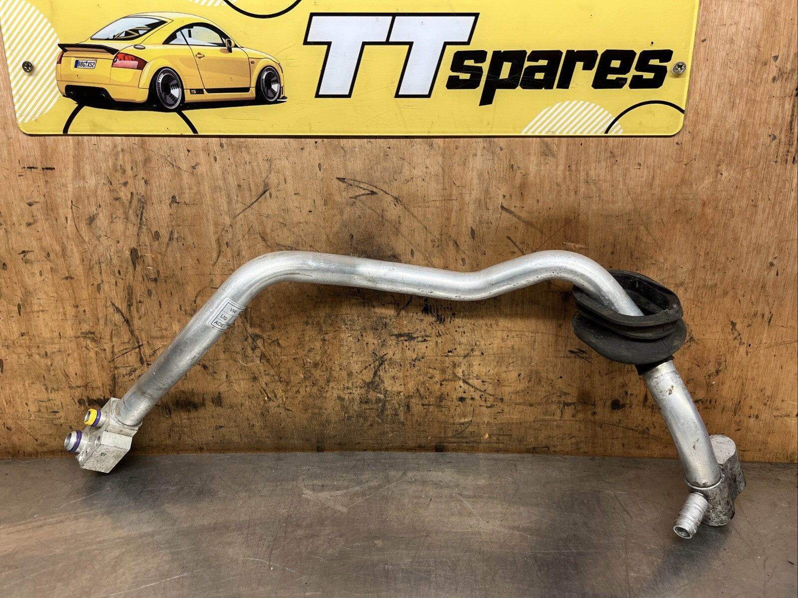 8K2260712E AUDI A5 8T 8F AIR CONDITIONING A/C PIPE HOSE DIESEL 2011