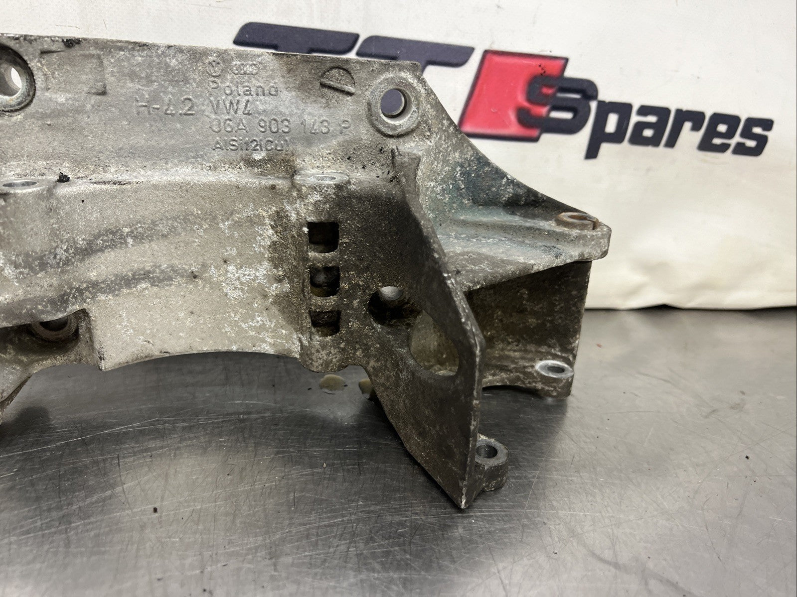 Audi TT Mk1 98-06 8N 1.8T Auxiliary Ancillaries Bracket 06A903143P Alternator AC