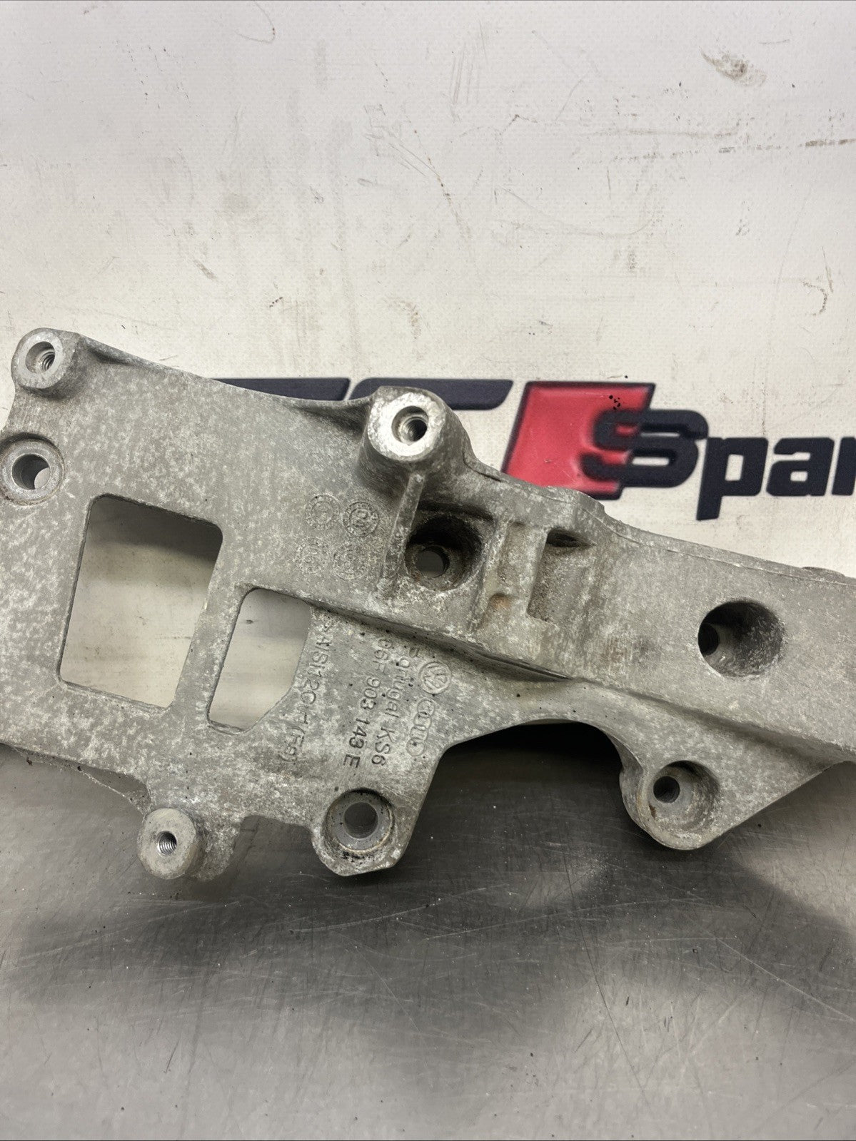 VW GOLF AUDI SEAT SKODA BRACKET 1.6 2.0 AC AIR CON PUMP Alternator 06F903143E