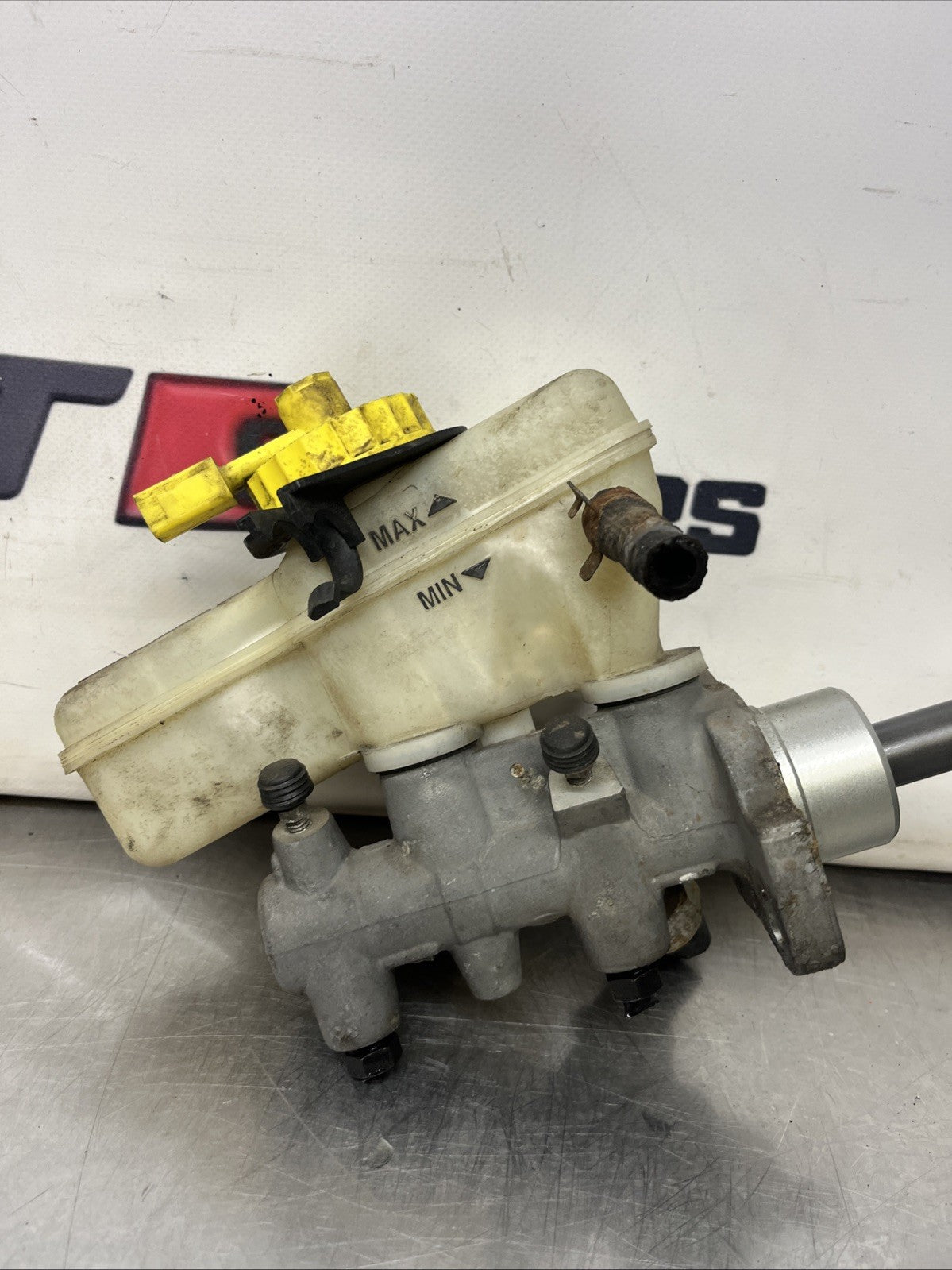 AUDI TT MK1 Brake Master Cylinder and Reservoir Tank 0204221731