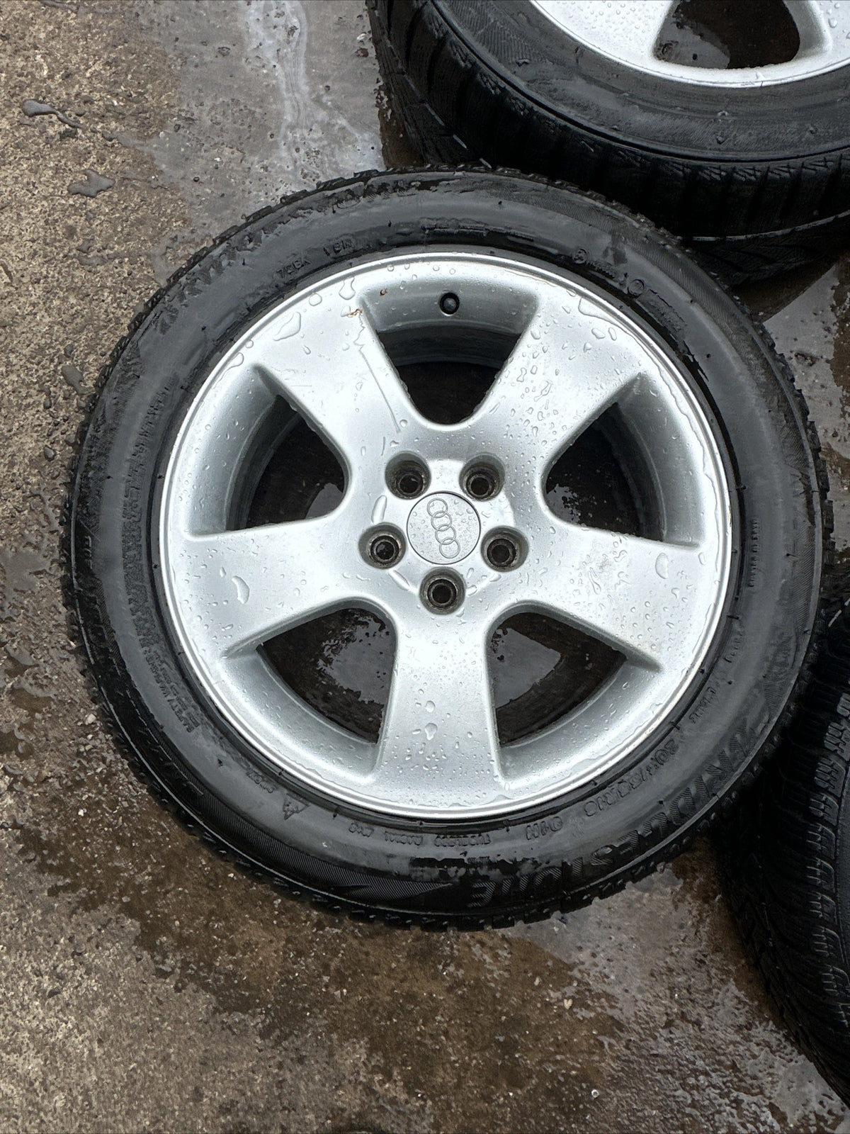 8L0601025K Audi 5 Spoke Wheel 6.5 x 16" ET42 Z7131.2