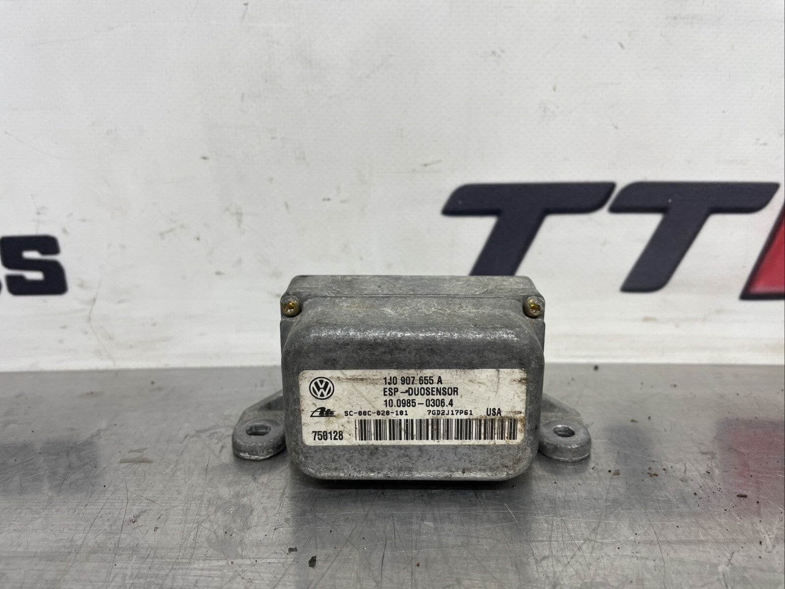 VW Beetle Convertible ESP Duo Yaw Rate Acceleration Sensor 1J0907655A 1J2907637F