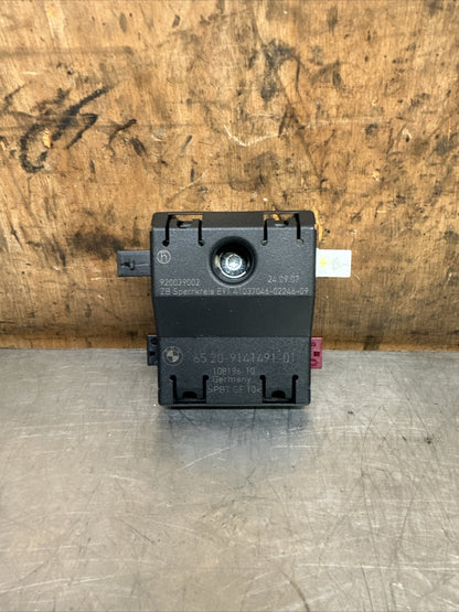 BMW 3 X5 Series E70 E91 LCI Touring Tailgate Trap Circuit Aerial Amplifier